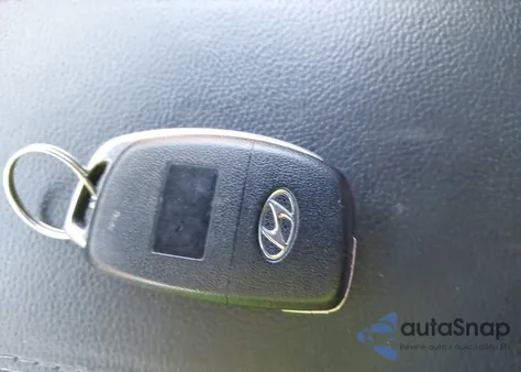 2013 Hyundai Santa Fe Sport z USA, uszkodzony, nr VIN 5XYZTDLB8DG096477